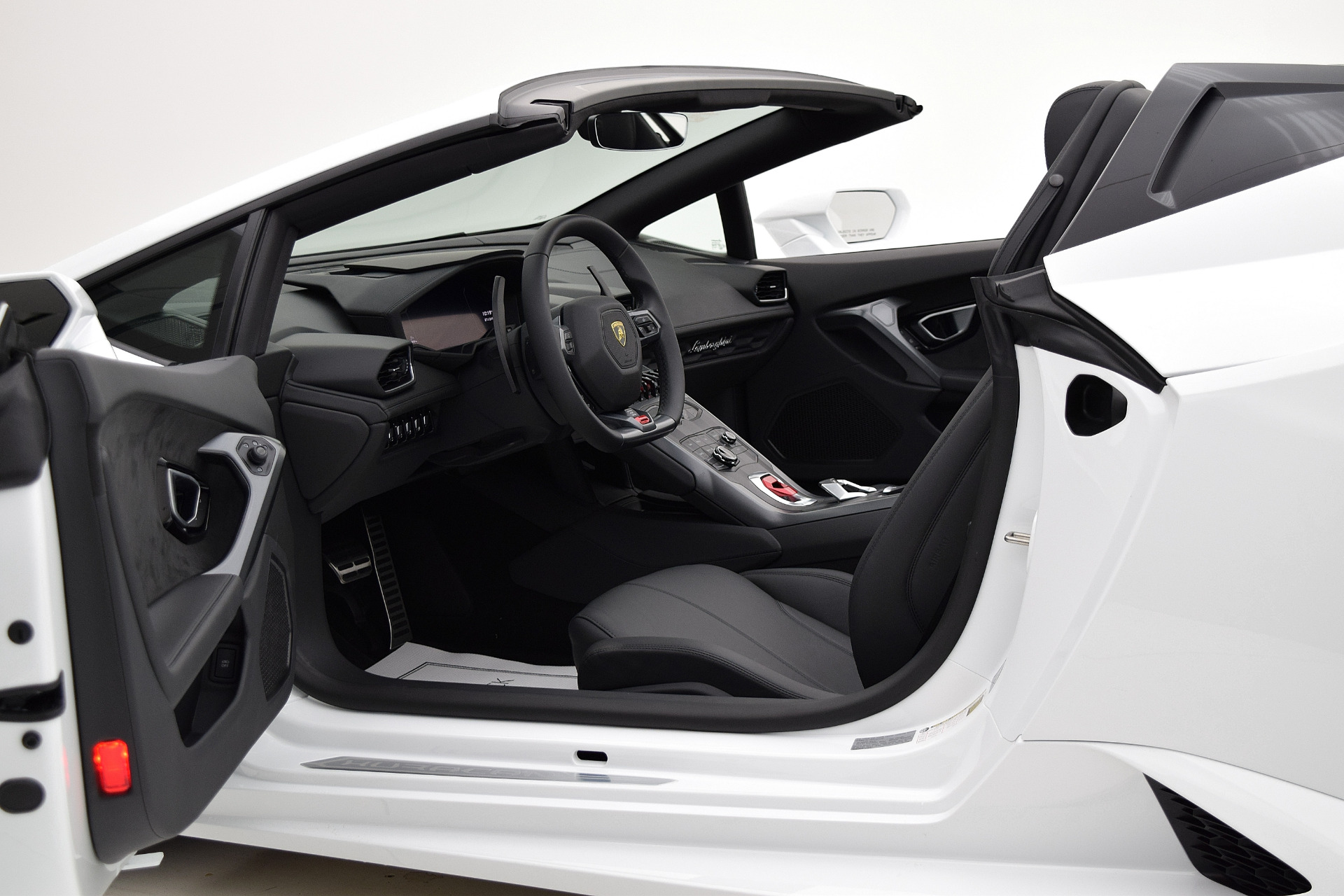 Used 2018 Lamborghini Huracan LP580-2 Spyder | St. Petersburg, FL