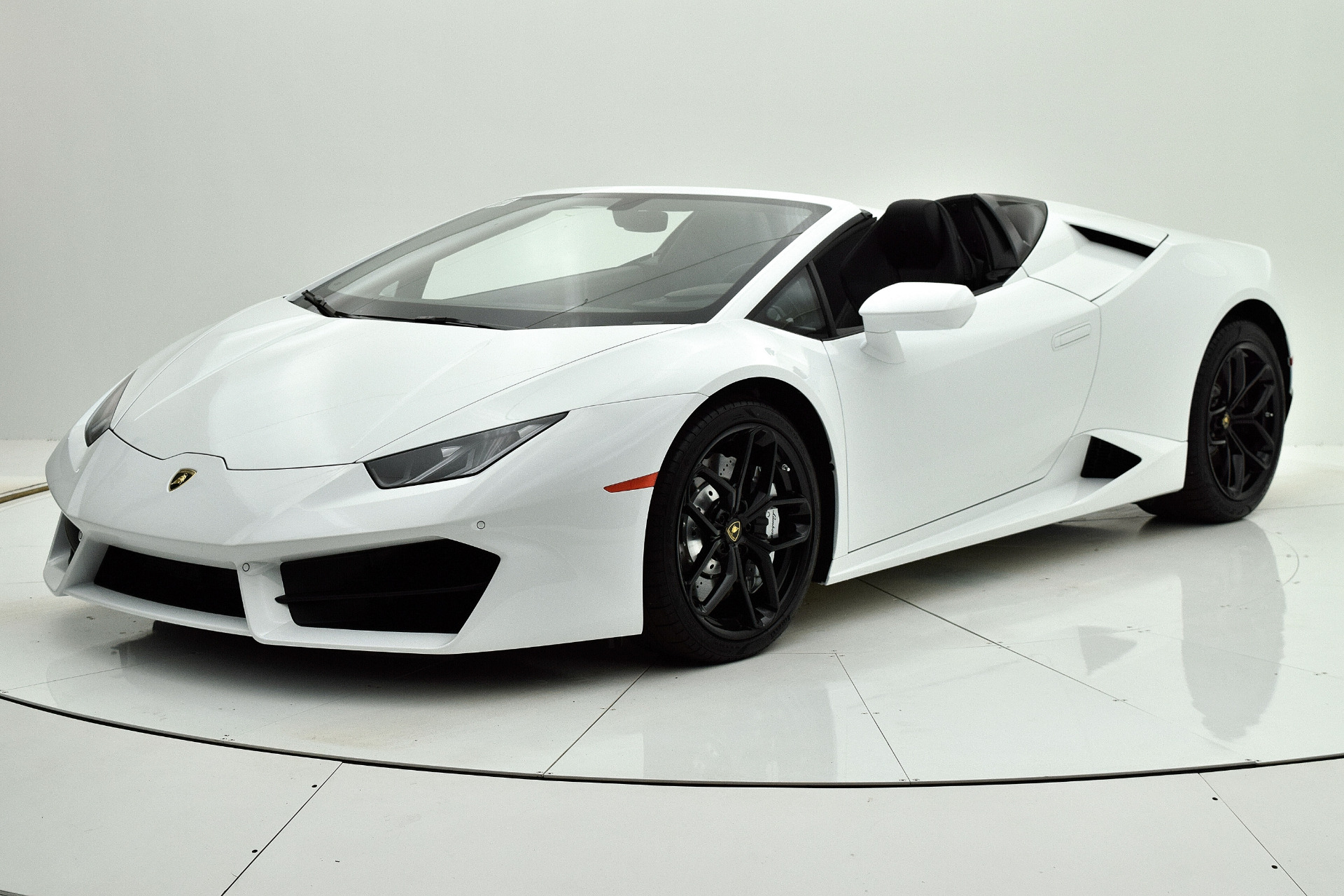 Used 2018 Lamborghini Huracan LP580-2 Spyder | St. Petersburg, FL