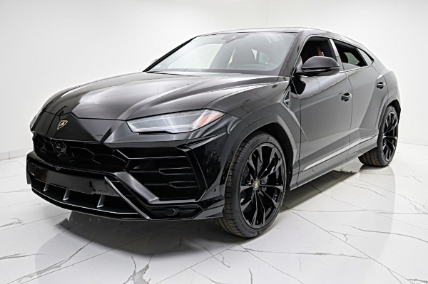 Used 2019 Lamborghini Urus / SELEZIONE PRE-OWNED CERTIFIED for sale $179,000 at Bentley Palmyra N.J. in Palmyra NJ 08065 2