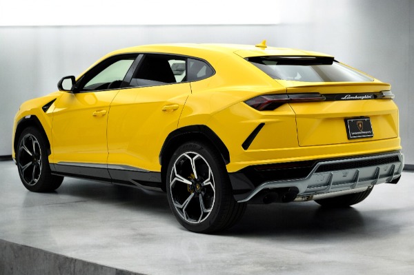 Used 2019 Lamborghini Urus / LEASE OPTIONS AVAILABLE for sale Sold at Bentley Palmyra N.J. in Palmyra NJ 08065 4