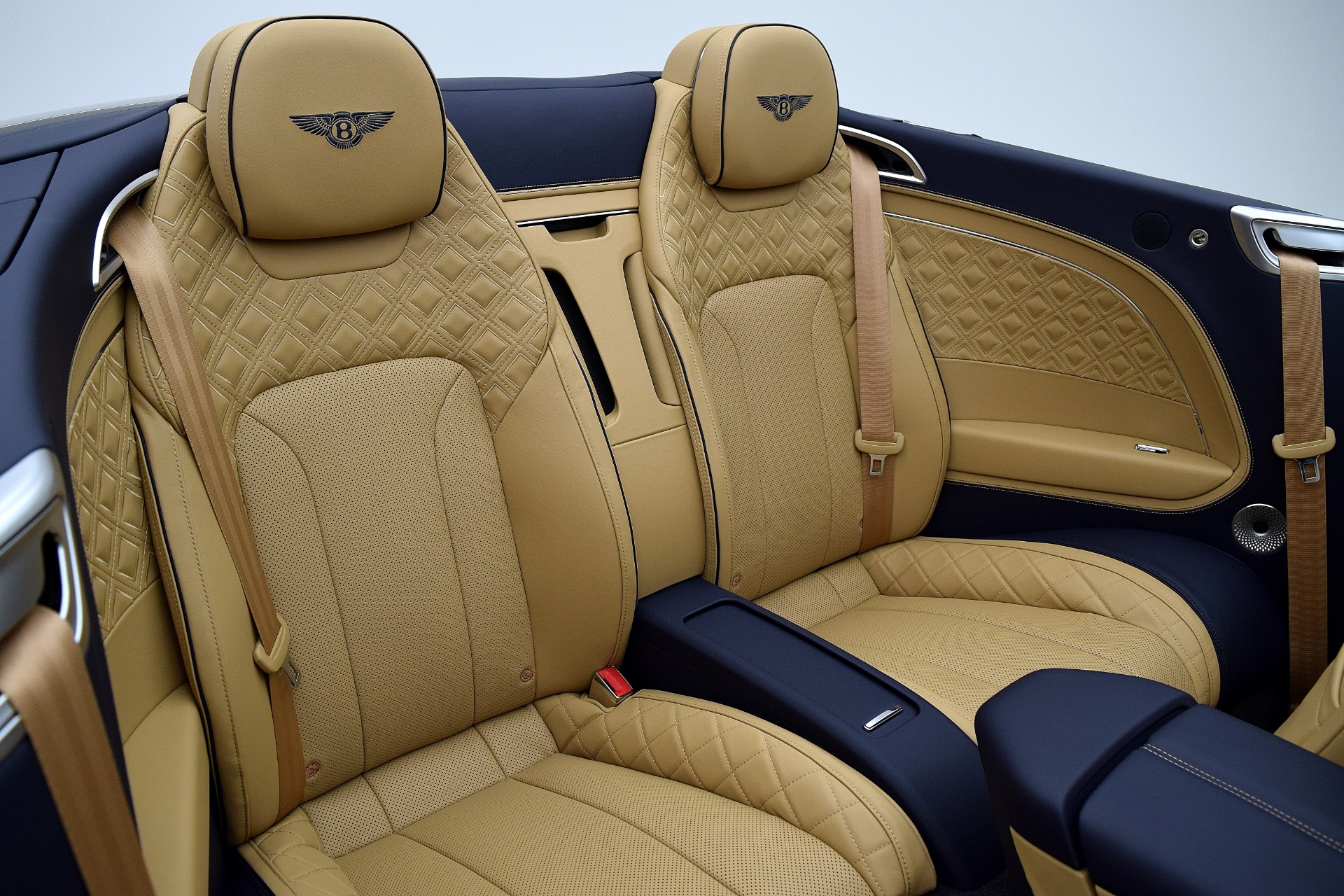 Bentley bn2 2020