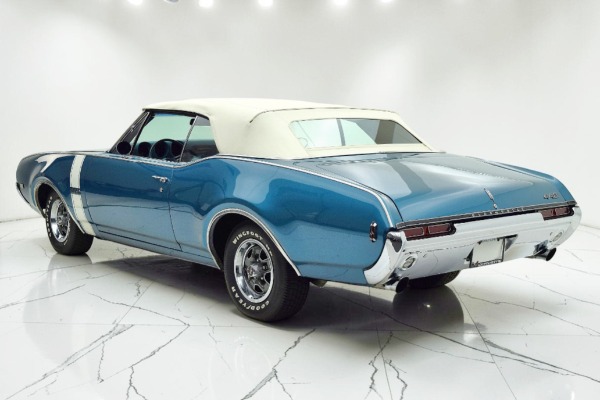 Used 1968 Oldsmobile 442 Convertible from the Kerbeck Collection for sale $95,000 at Bentley Palmyra N.J. in Palmyra NJ 08065 4