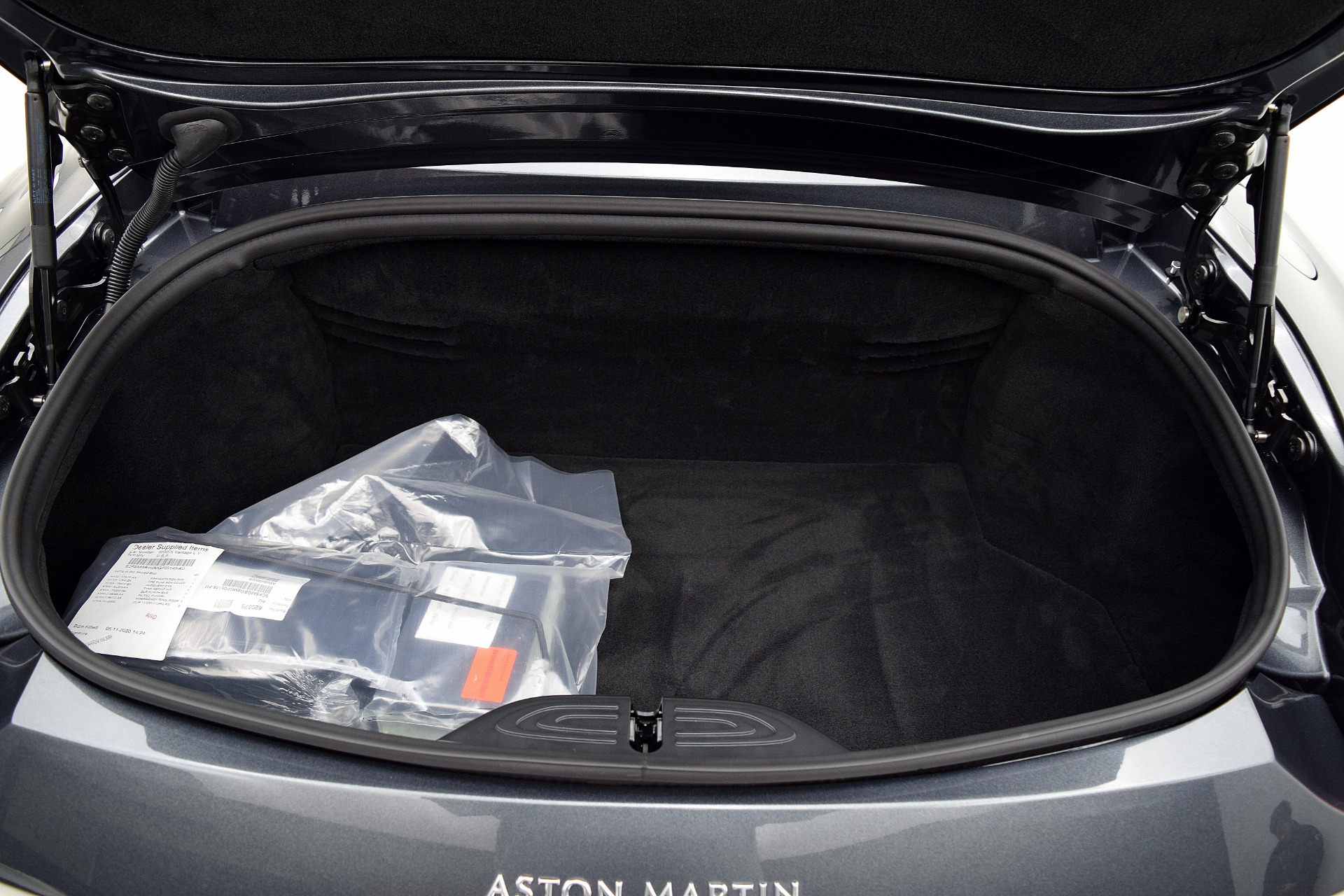 New 2021 Aston Martin Vantage Roadster For Sale ($164,786) | Bentley