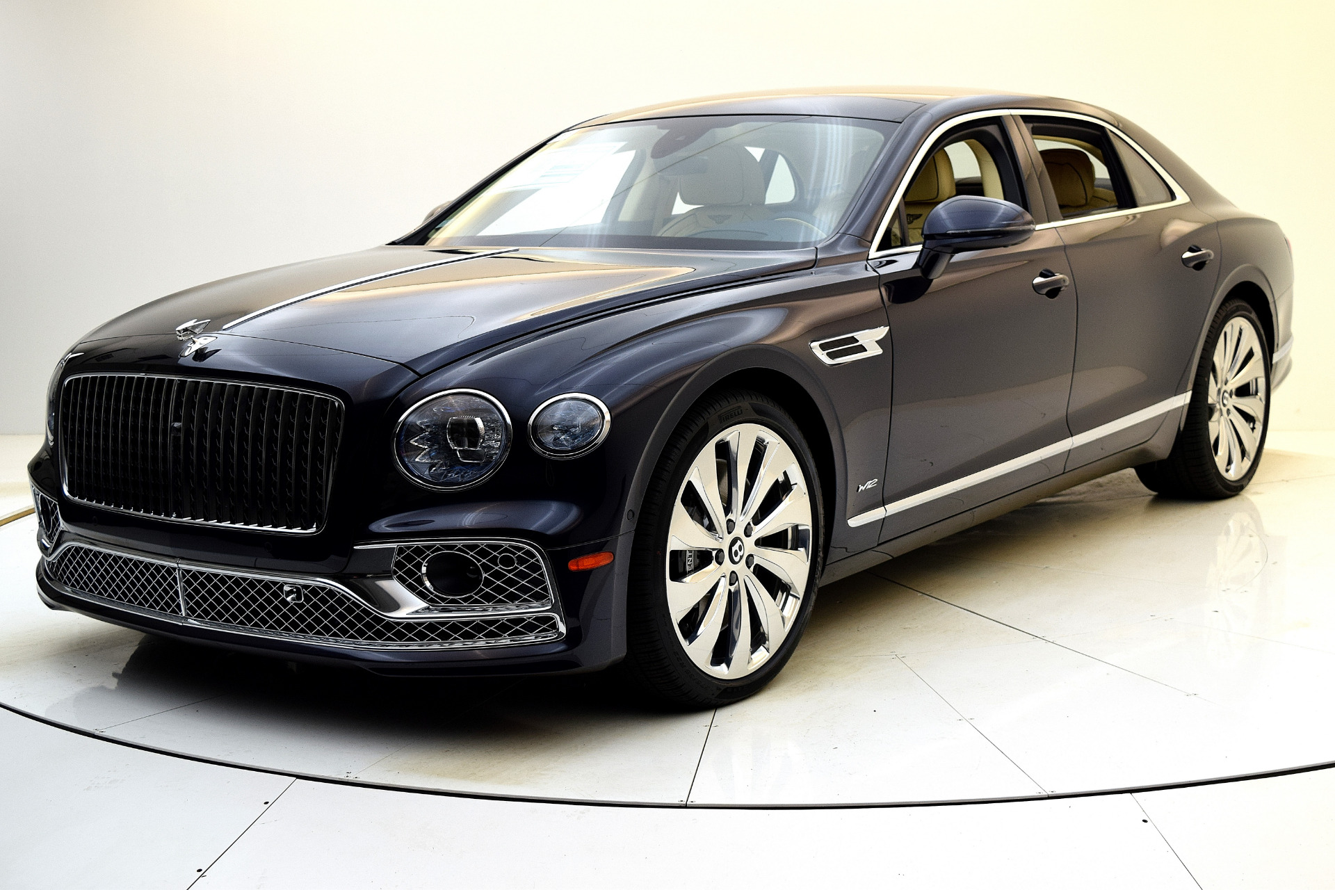 Used 2021 Bentley Flying Spur W12 for sale Sold at Bentley Palmyra N.J. in Palmyra NJ 08065 2
