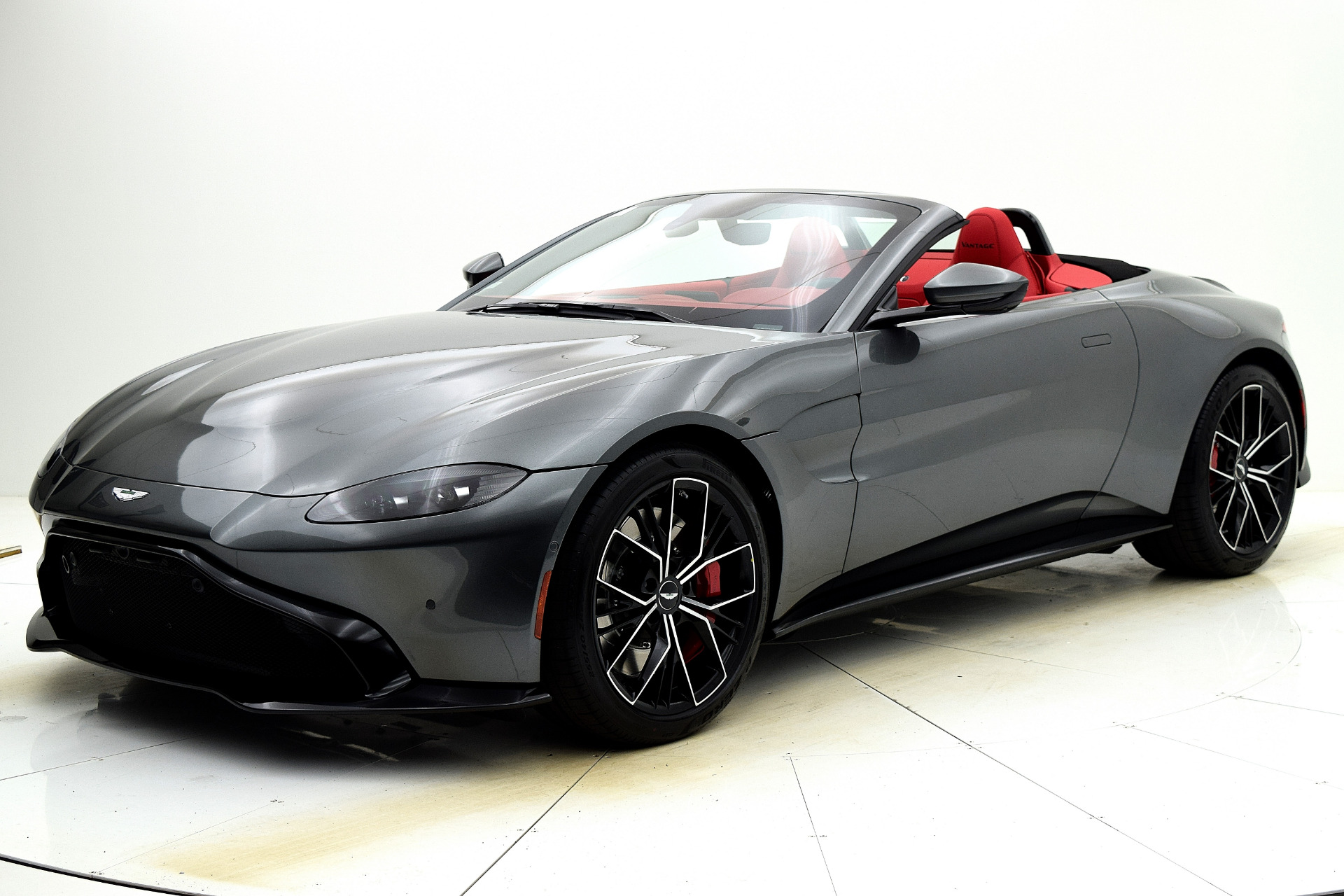 Used 2021 Aston Martin Vantage Roadster for sale $129,000 at Bentley Palmyra N.J. in Palmyra NJ 08065 2