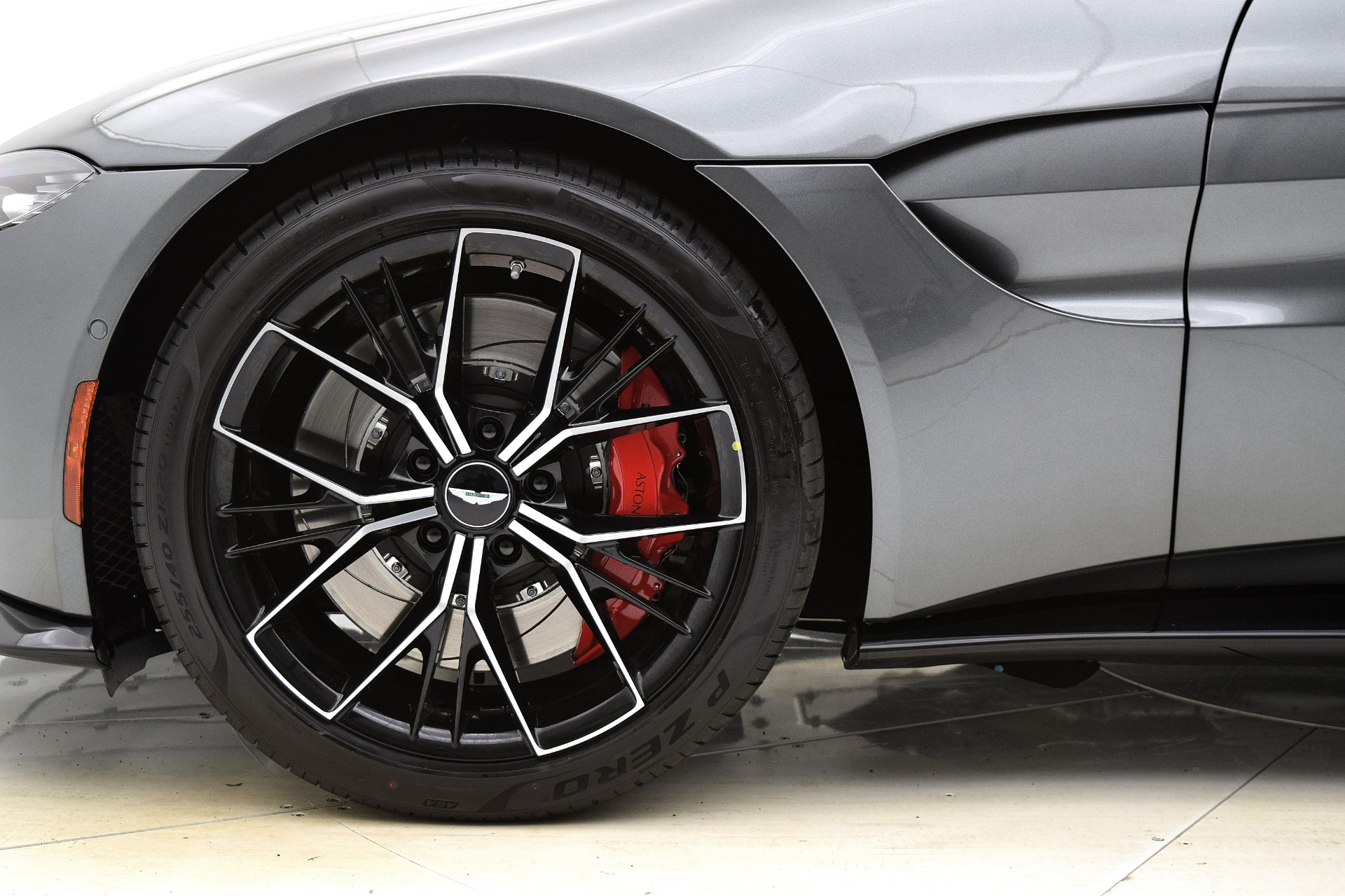 New 2021 Aston Martin Vantage Roadster For Sale ($172,096) | Bentley