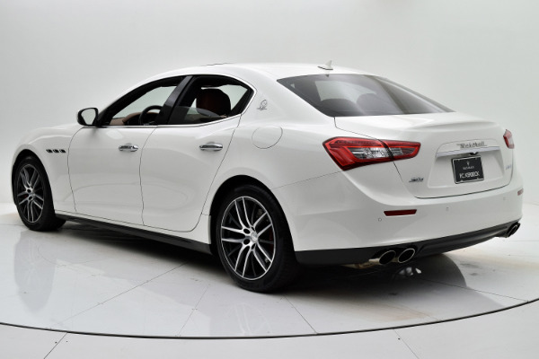 Used 2017 Maserati Ghibli S Q4 for sale $45,880 at Bentley Palmyra N.J. in Palmyra NJ 08065 4
