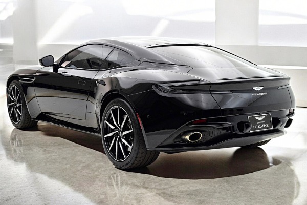 Used 2018 Aston Martin DB11 V8 Coupe for sale $109,000 at Bentley Palmyra N.J. in Palmyra NJ 08065 4