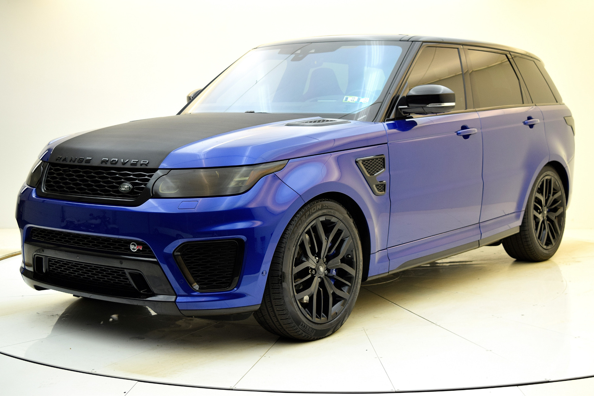 Used 2017 Land Rover Range Rover Sport SVR for sale Sold at Bentley Palmyra N.J. in Palmyra NJ 08065 2