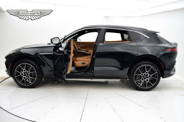 Used 2021 Aston Martin DBX for sale $119,000 at Bentley Palmyra N.J. in Palmyra NJ 08065 4