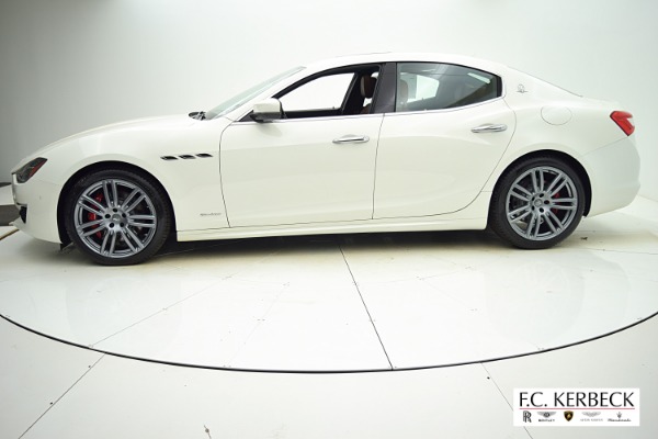 Used 2018 Maserati Ghibli S Q4 GranLusso for sale $61,880 at Bentley Palmyra N.J. in Palmyra NJ 08065 3