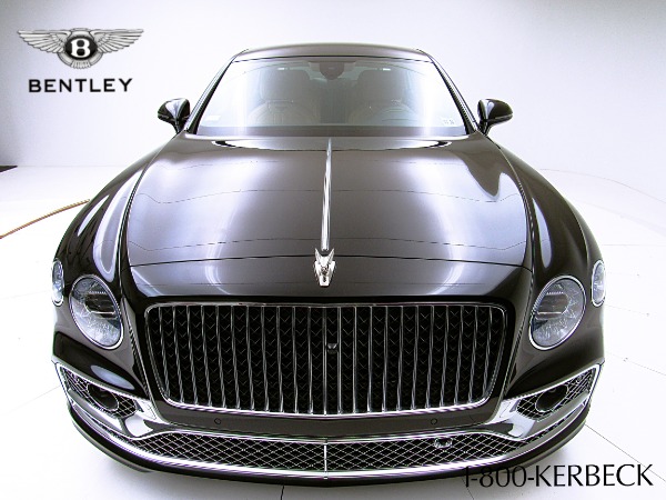 Used 2022 Bentley Flying Spur V8 for sale $259,880 at Bentley Palmyra N.J. in Palmyra NJ 08065 3