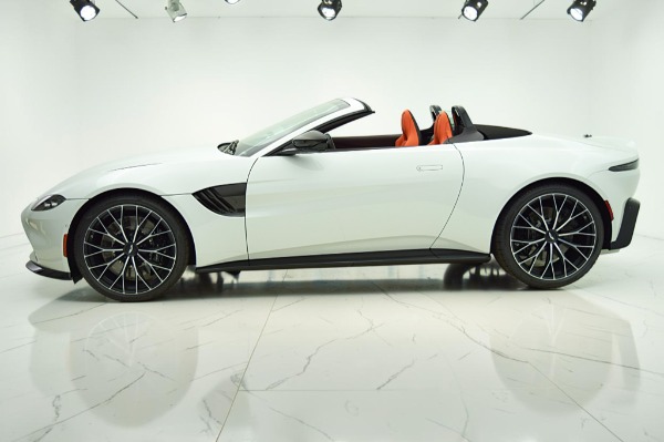 Used 2023 Aston Martin Vantage Roadster for sale $154,000 at Bentley Palmyra N.J. in Palmyra NJ 08065 3