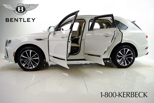 New 2023 Bentley Bentayga V8 for sale $240,620 at Bentley Palmyra N.J. in Palmyra NJ 08065 4
