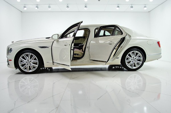 Used 2023 Bentley Flying Spur Hybrid V6/LEASE OPTIONS AVAILABLE for sale $185,000 at Bentley Palmyra N.J. in Palmyra NJ 08065 4