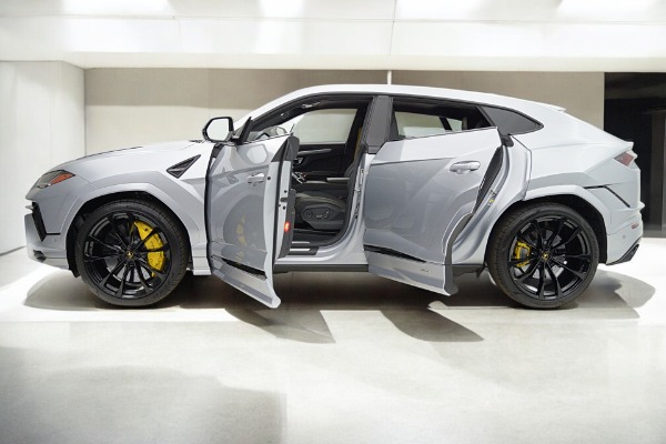 Used 2023 Lamborghini Urus S/SELEZIONE PRE-OWNED CERTIFIED for sale $245,000 at Bentley Palmyra N.J. in Palmyra NJ 08065 4