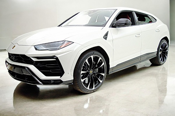 Used Used 2022 Lamborghini Urus /SELEZIONE PRE-OWNED CERTIFIED for sale $239,000 at Bentley Palmyra N.J. in Palmyra NJ