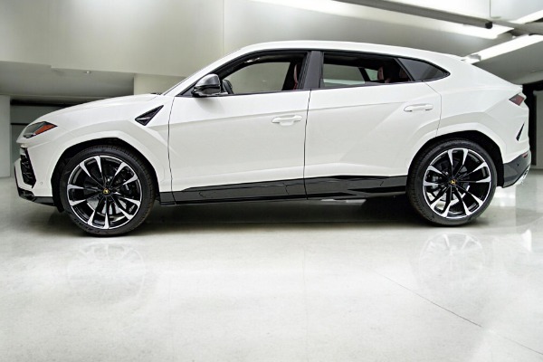Used 2022 Lamborghini Urus /SELEZIONE PRE-OWNED CERTIFIED for sale $239,000 at Bentley Palmyra N.J. in Palmyra NJ 08065 3