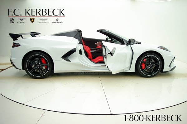 Used 2021 Chevrolet Corvette 2LT Convertible for sale $119,000 at Bentley Palmyra N.J. in Palmyra NJ 08065 4