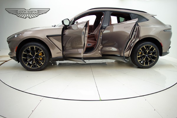 Used 2022 Aston Martin DBX for sale $176,000 at Bentley Palmyra N.J. in Palmyra NJ 08065 4