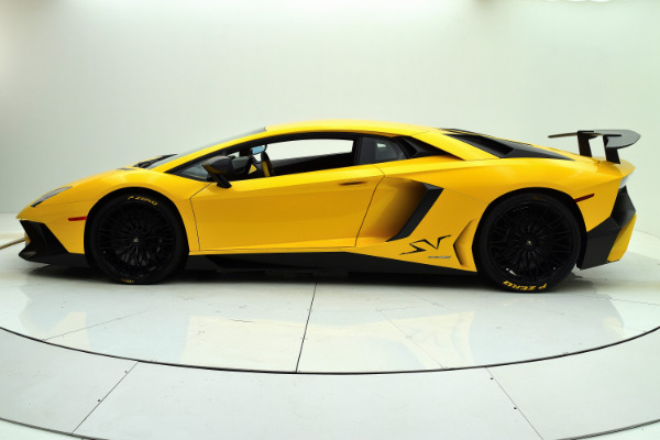 Used 2016 Lamborghini Aventador LP 750-4 Superveloce Coupe for sale Sold at Bentley Palmyra N.J. in Palmyra NJ 08065 3