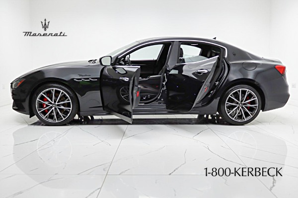 Used 2023 Maserati Ghibli Modena Q4 for sale $55,000 at Bentley Palmyra N.J. in Palmyra NJ 08065 4