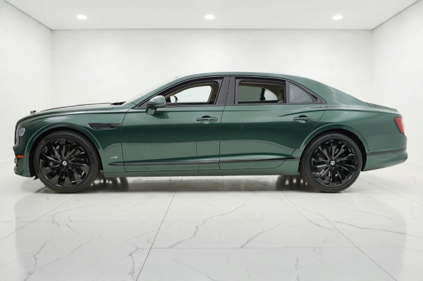 Used 2022 Bentley Flying Spur V8 for sale $169,000 at Bentley Palmyra N.J. in Palmyra NJ 08065 3