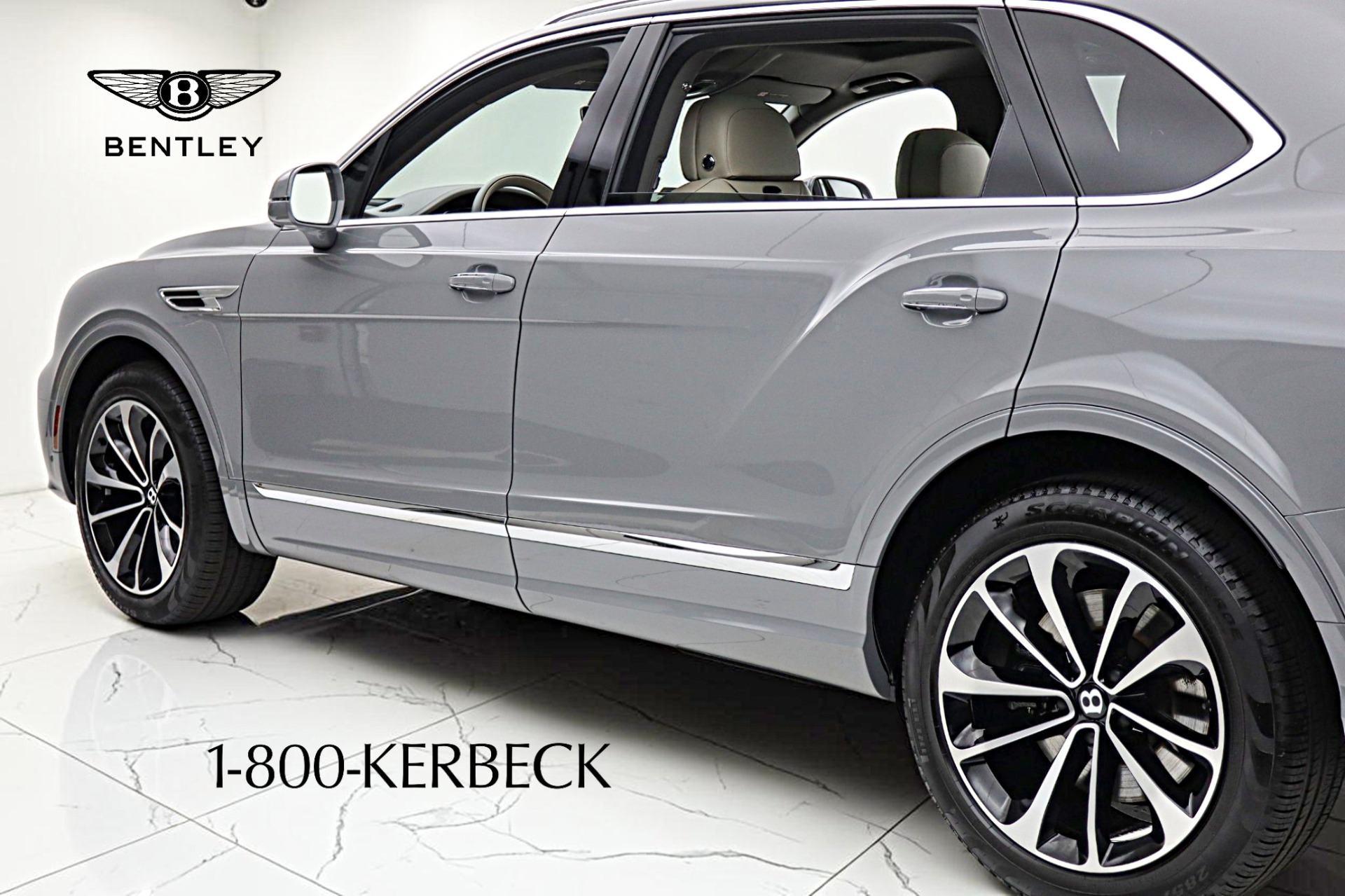2024 Bentley Bentayga - Photo 7