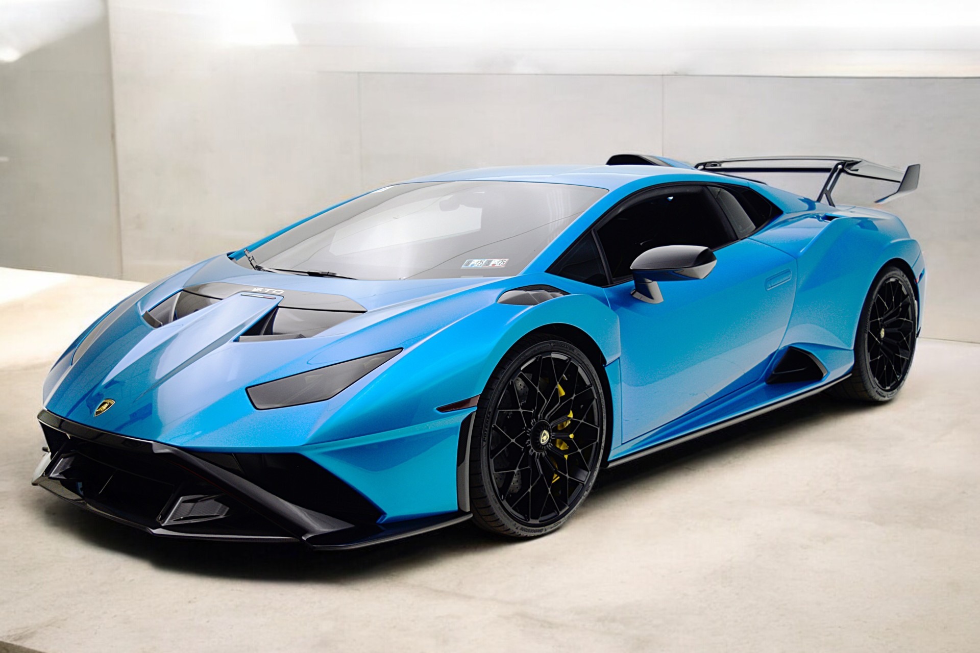 Used 2022 Lamborghini Huracan STO /LEASE OPTIONS AVAILABLE for sale Sold at Bentley Palmyra N.J. in Palmyra NJ 08065 2