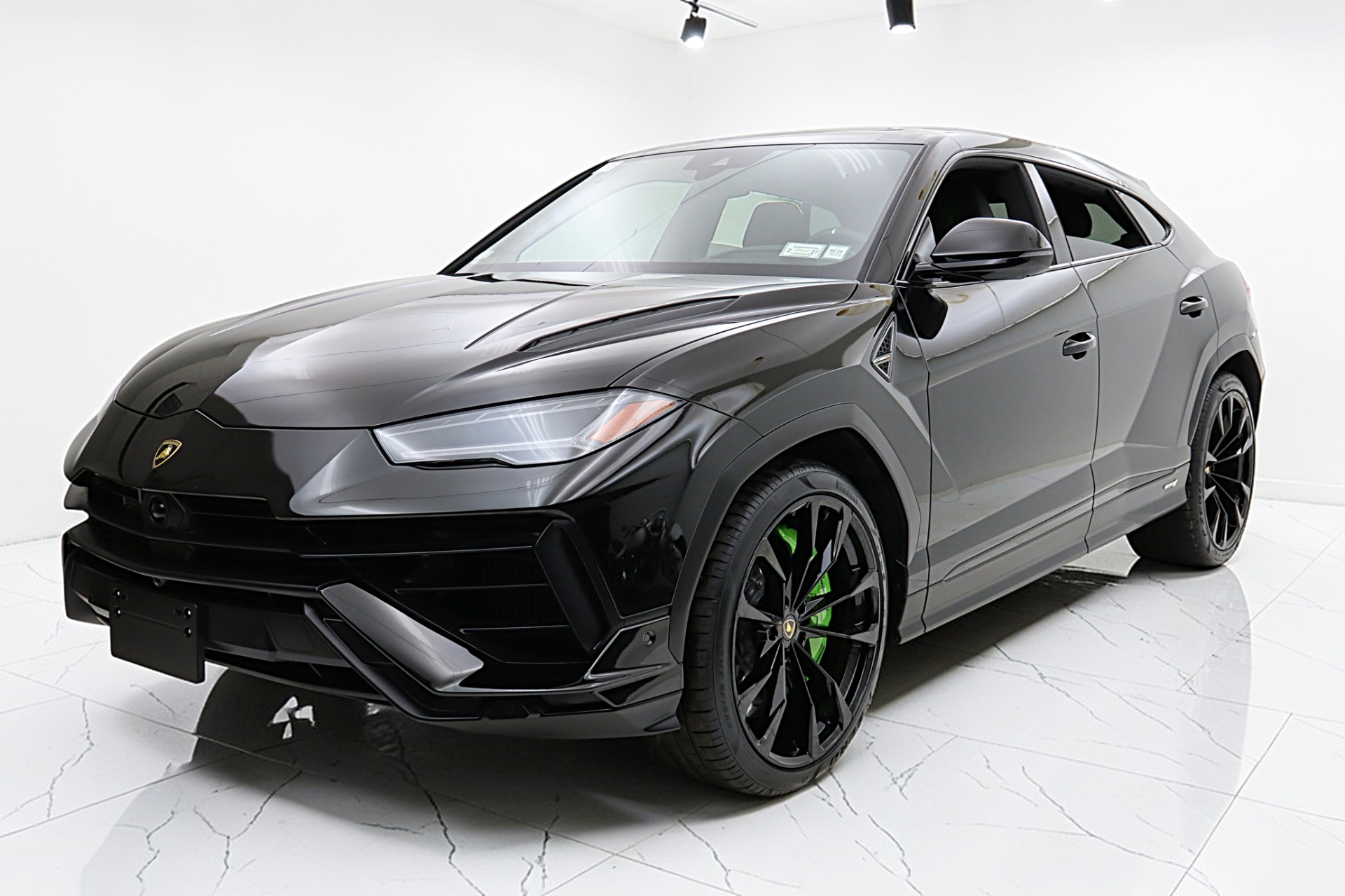 Used 2024 Lamborghini Urus S for sale $269,000 at Bentley Palmyra N.J. in Palmyra NJ 08065 2