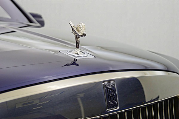 Used 2023 Rolls-Royce Cullinan for sale $299,000 at Bentley Palmyra N.J. in Palmyra NJ 08065 4