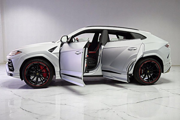 Used 2021 Lamborghini Urus /LEASE OPTIONS AVAILABLE for sale Sold at Bentley Palmyra N.J. in Palmyra NJ 08065 4