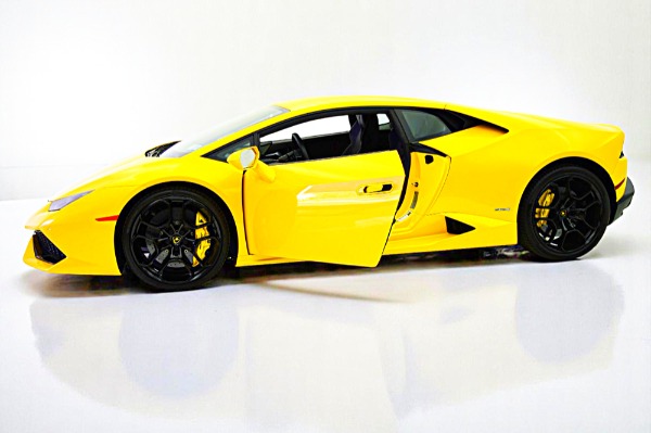 Used 2015 Lamborghini Huracan LP 610-4/SELEZIONE PRE-OWNED CERTIFIED for sale $235,000 at Bentley Palmyra N.J. in Palmyra NJ 08065 4