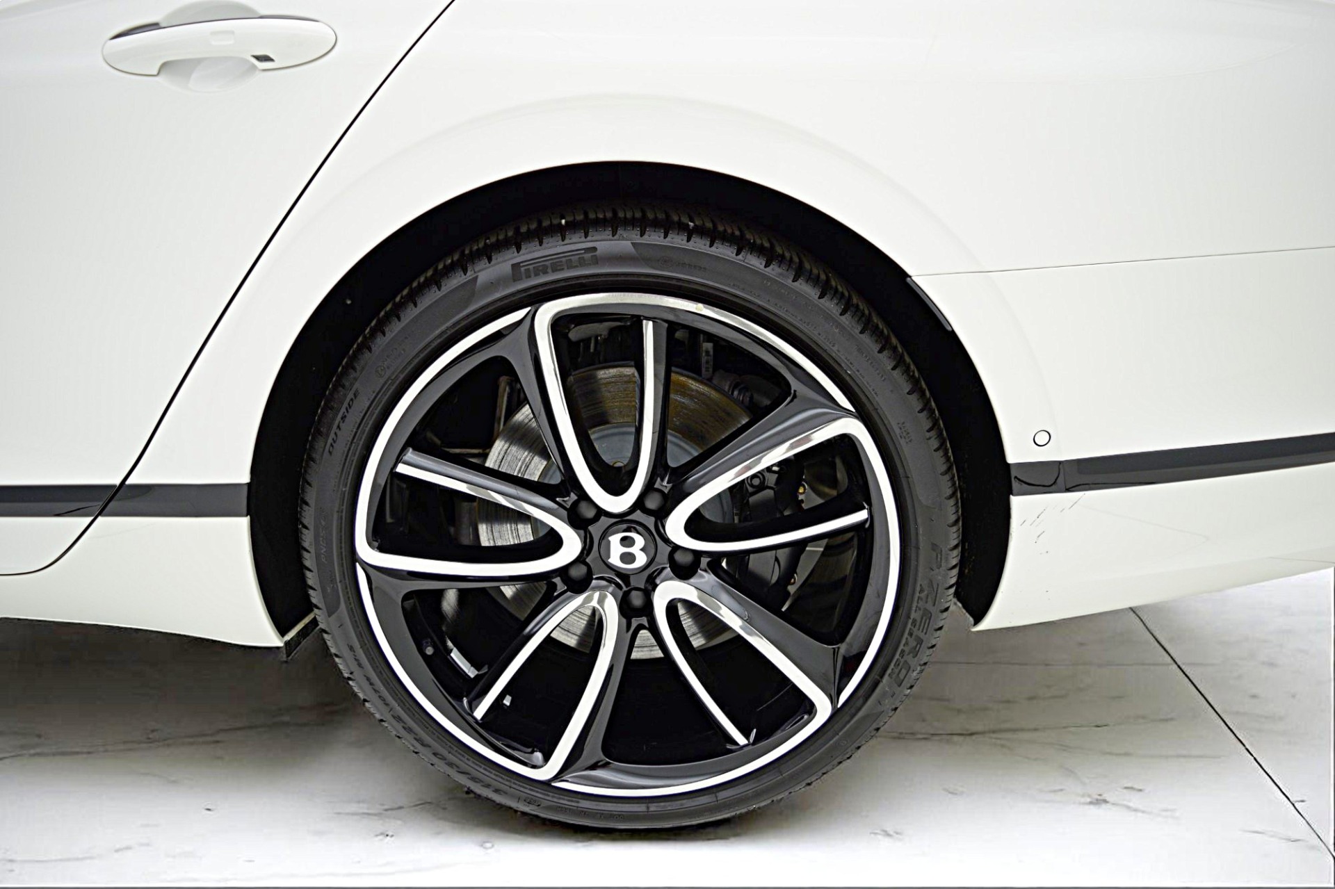2024 Bentley Flying Spur S - Photo 46