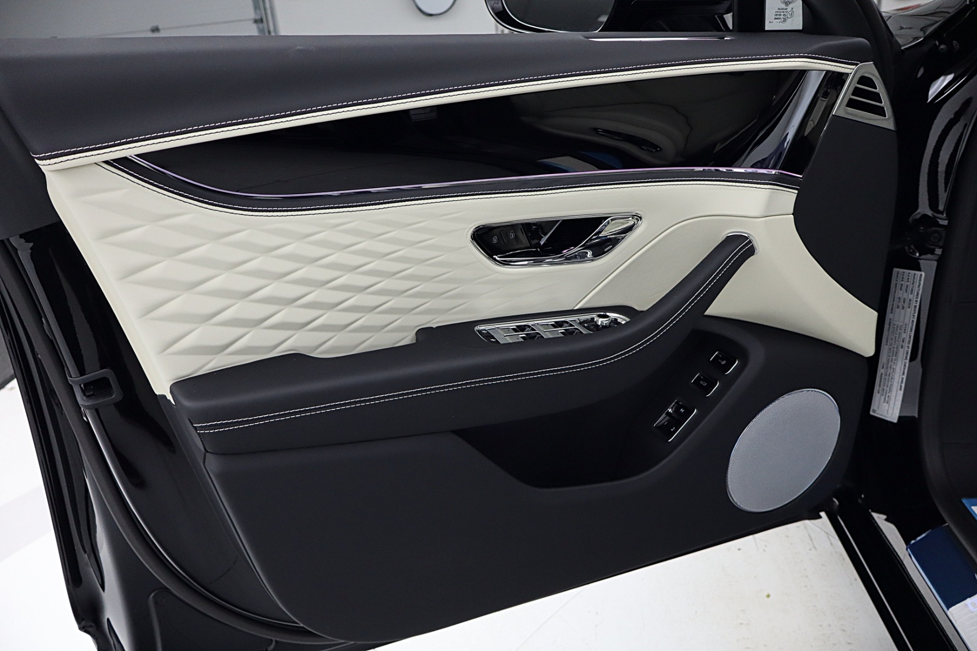 New 2026 BENTLEY Flying Spur Azure V8 For Sale (330,340) Bentley