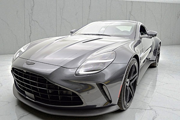 Used 2025 Aston Martin Vantage Coupe for sale $195,000 at Bentley Palmyra N.J. in Palmyra NJ 08065 4