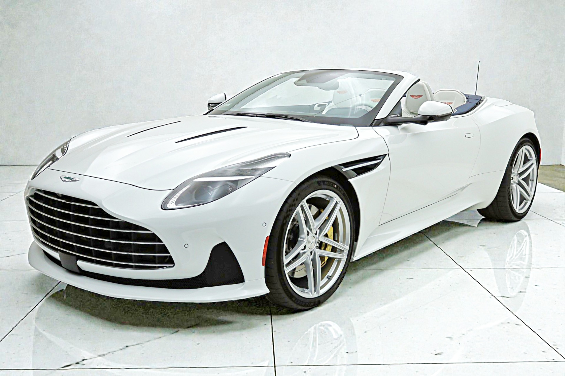 Used 2026 Aston Martin DB12 Volante for sale $299,000 at Bentley Palmyra N.J. in Palmyra NJ 08065 2
