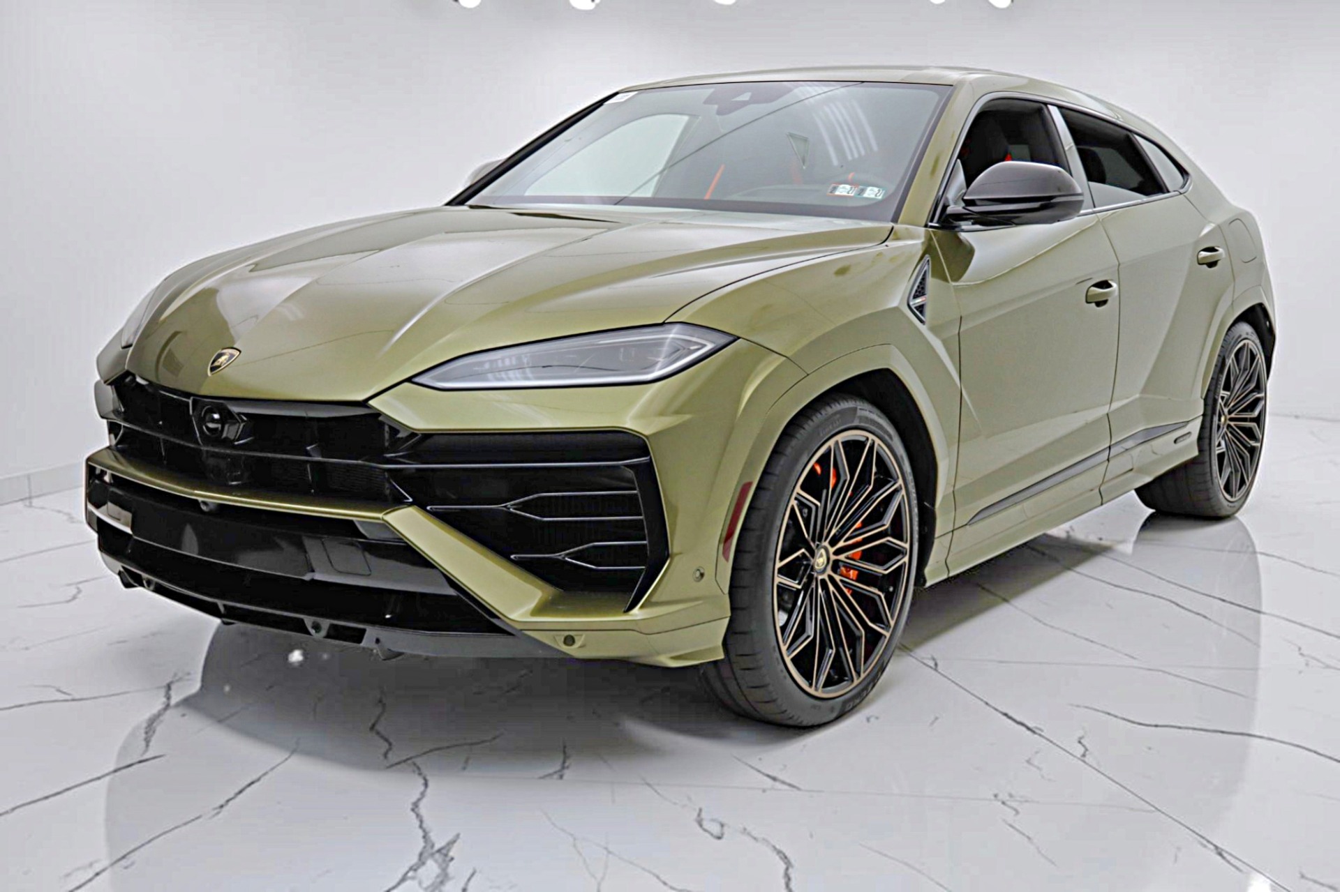 Used 2026 Lamborghini URUS SE for sale $309,000 at Bentley Palmyra N.J. in Palmyra NJ 08065 2