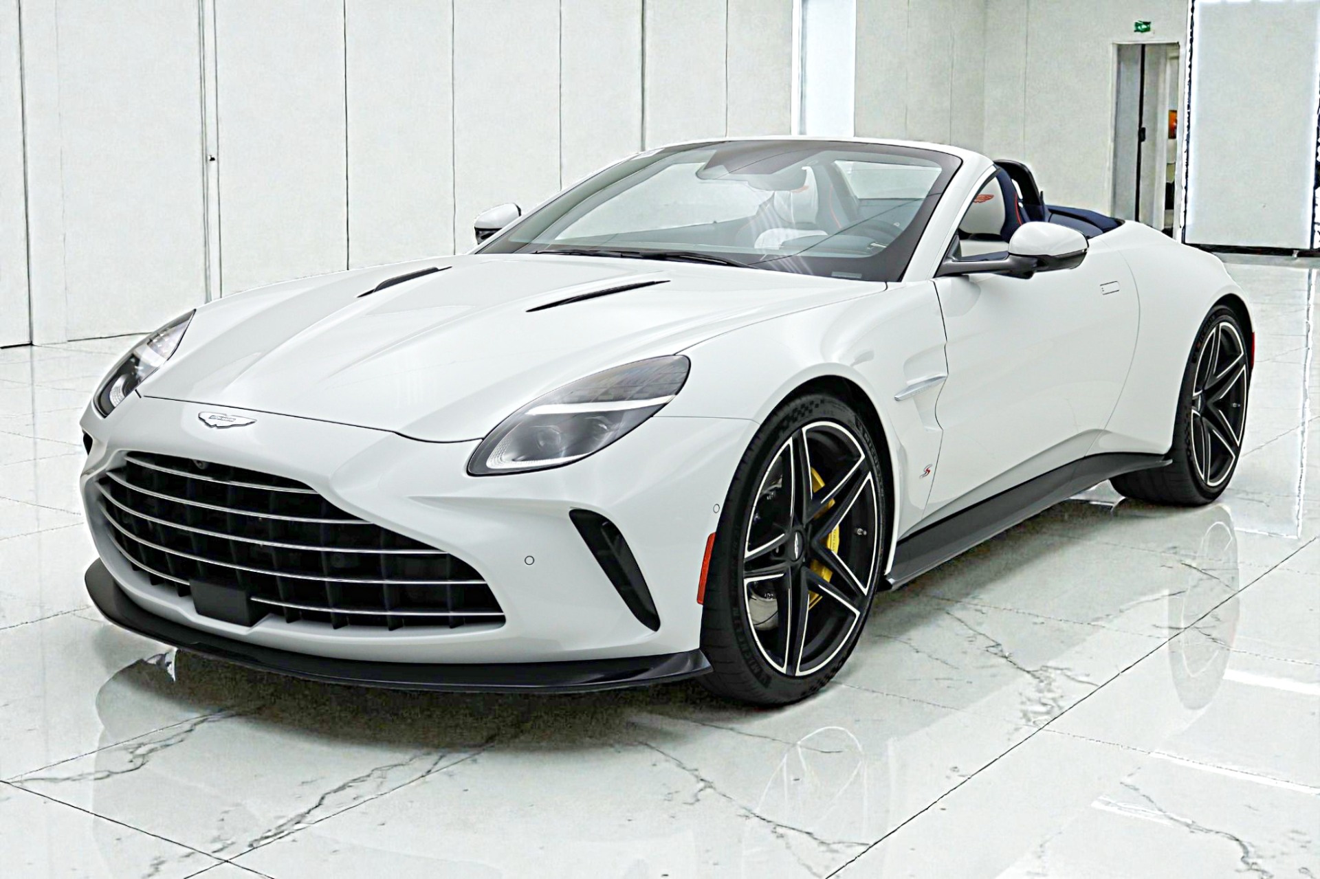 New 2026 Aston Martin Vantage S for sale $258,000 at Bentley Palmyra N.J. in Palmyra NJ 08065 2