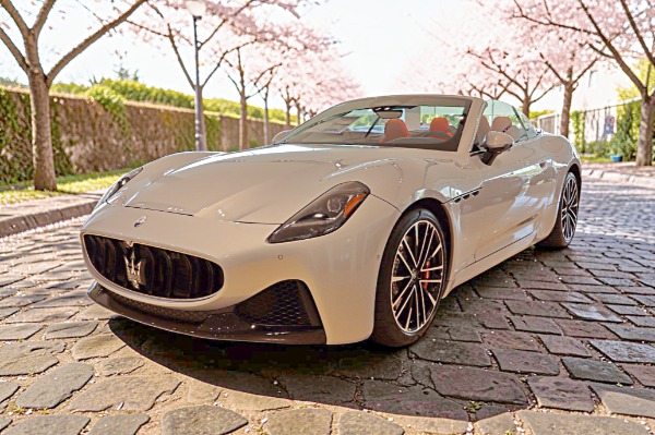 Used Used 2026 Maserati GranCabrio for sale $168,755 at Bentley Palmyra N.J. in Palmyra NJ