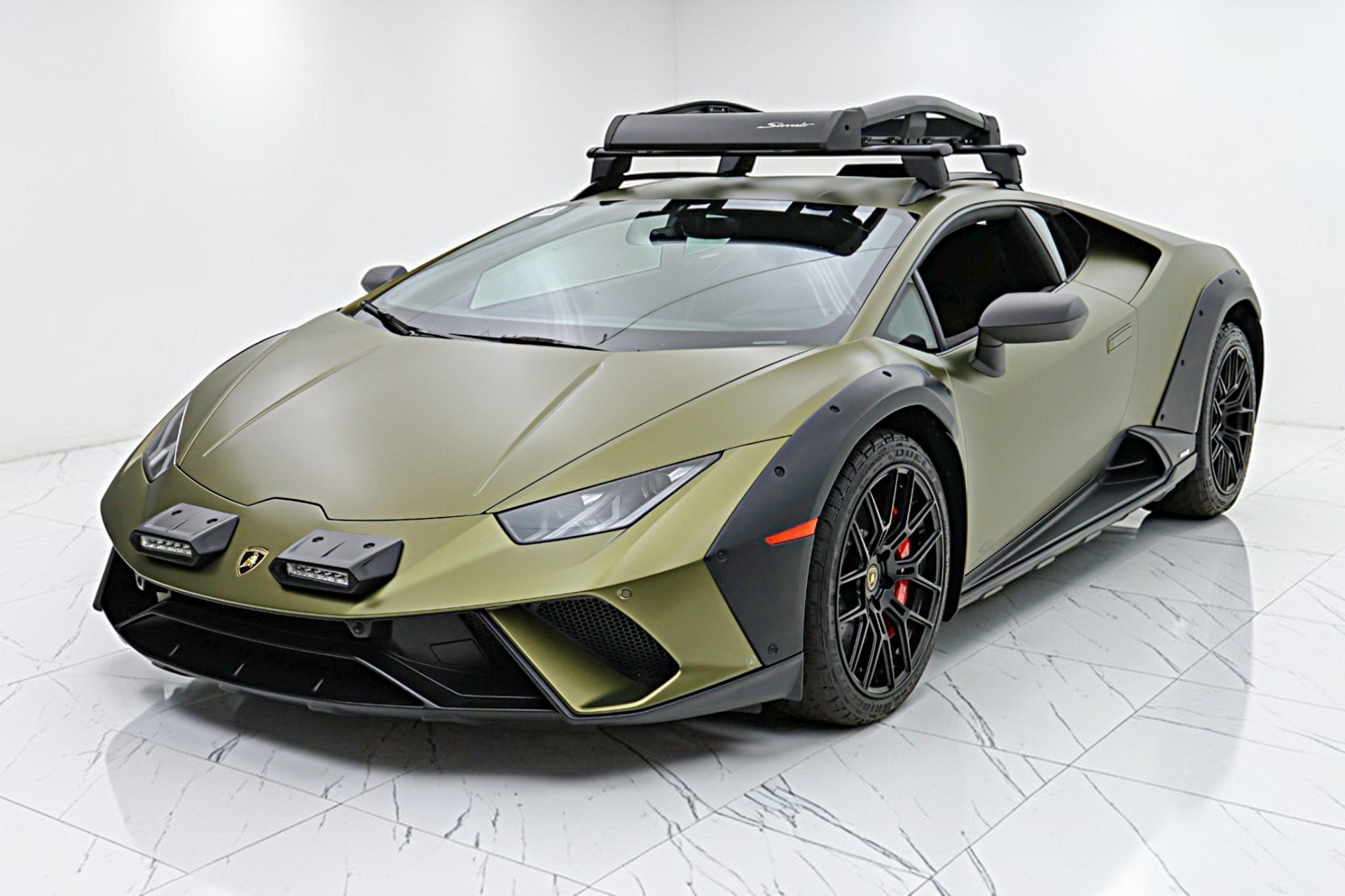 Used 2023 Lamborghini Huracan Sterrato/SELEZIONE PRE-OWNED CERTIFIED for sale $319,000 at Bentley Palmyra N.J. in Palmyra NJ 08065 2