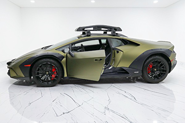Used 2023 Lamborghini Huracan Sterrato/SELEZIONE PRE-OWNED CERTIFIED for sale $319,000 at Bentley Palmyra N.J. in Palmyra NJ 08065 4