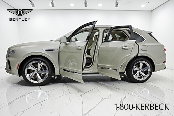 Used 2024 Bentley Bentayga Hybrid V6/LEASE OPTIONS AVAILABLE for sale $175,000 at Bentley Palmyra N.J. in Palmyra NJ 08065 4