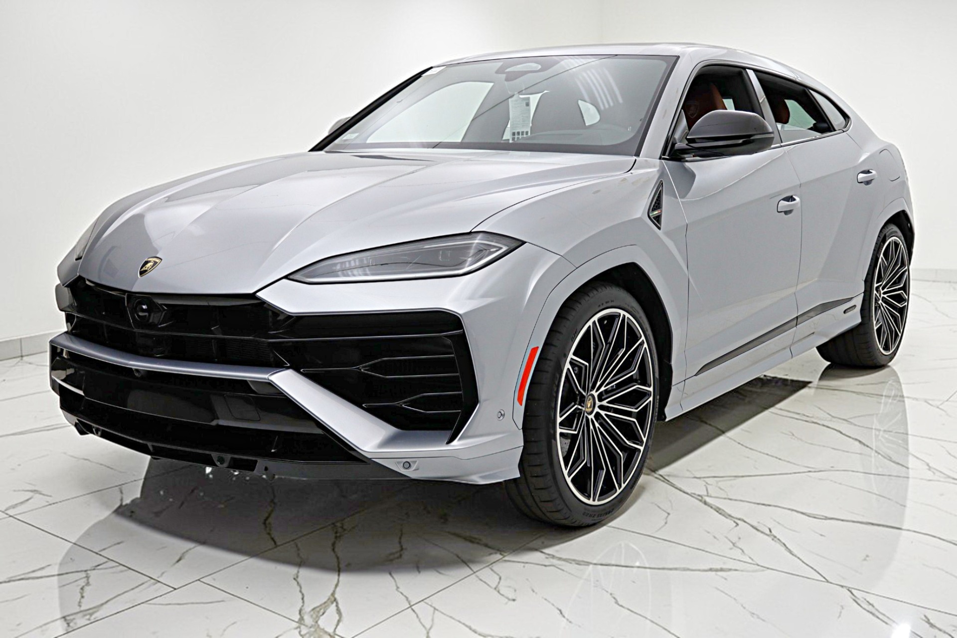 Used 2026 Lamborghini Urus SE/LEASE OPTIONS AVAILABLE for sale $309,000 at Bentley Palmyra N.J. in Palmyra NJ 08065 2