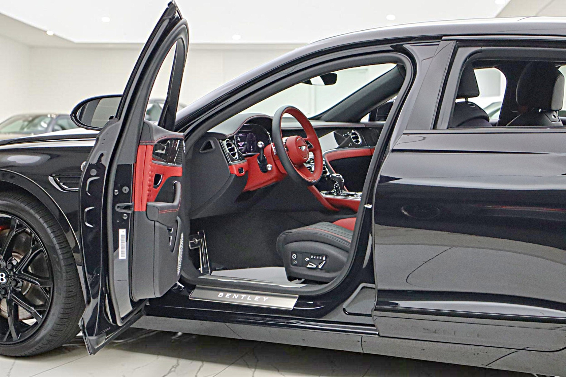 2023 Bentley Flying Spur S - Photo 7