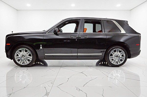 Used 2022 Rolls-Royce Cullinan for sale $319,000 at Bentley Palmyra N.J. in Palmyra NJ 08065 3
