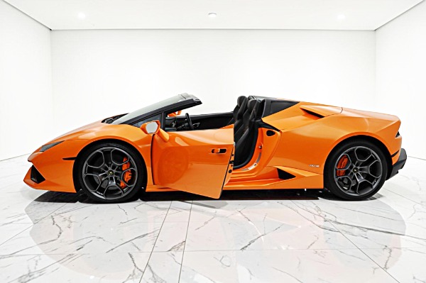 Used 2017 Lamborghini Huracan Spyder/SELEZIONE PRE-OWNED CERTIFIED for sale $249,000 at Bentley Palmyra N.J. in Palmyra NJ 08065 4