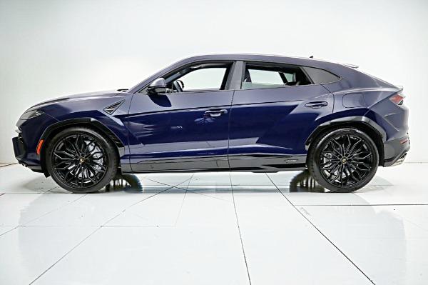 Used 2025 Lamborghini Urus SE/LEASE OPTIONS AVAILABLE for sale $309,000 at Bentley Palmyra N.J. in Palmyra NJ 08065 3
