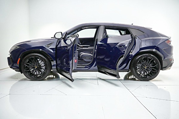 Used 2025 Lamborghini Urus SE/LEASE OPTIONS AVAILABLE for sale $309,000 at Bentley Palmyra N.J. in Palmyra NJ 08065 4