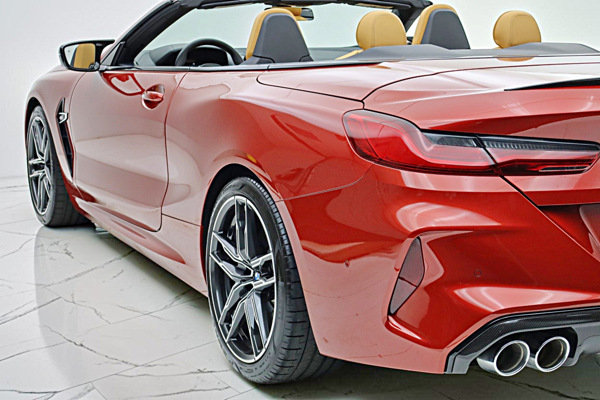 2020 BMW M8 Convertible Base - Photo 9